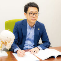 弁護士桑原淳